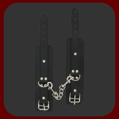 Luxusní BDSM sada Amazing Bondage 7 ks s pouty, bičem, obojkem a dalšími doplňky v černé a červené barvě