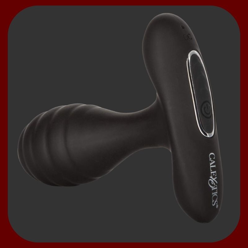Černý vibrační anální kolík z hebkého silikonu s 12 vibračními režimy, USB dobíjením a voděodolným designem – ideální pro stimulaci prostaty a zvýšení potěšení.