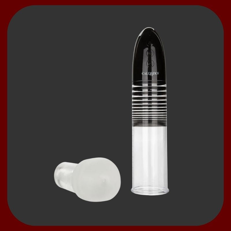 Automatická penisová pumpa Optimum™ s realistickým rukávem Fanta Flesh, černý průhledný design, dotykové ovládání, USB nabíjení, délka 21 cm, průměr 6,5 cm.