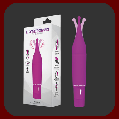 Růžový výkonný klitorální stimulátor z hladkého silikonu s úzkou vibrační špičkou, ideální pro přesnou a silnou stimulaci erotogenních zón.