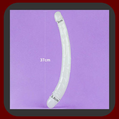 Erosiana Lumino – dlouhé realistické dildo z TPE s jemným žilkováním a třpytivým práškem vytvářejícím modrý světelný efekt ve tmě. Ergonomický tvar, bez ftalátů a latexu, vhodné pro vaginální i anální stimulaci.