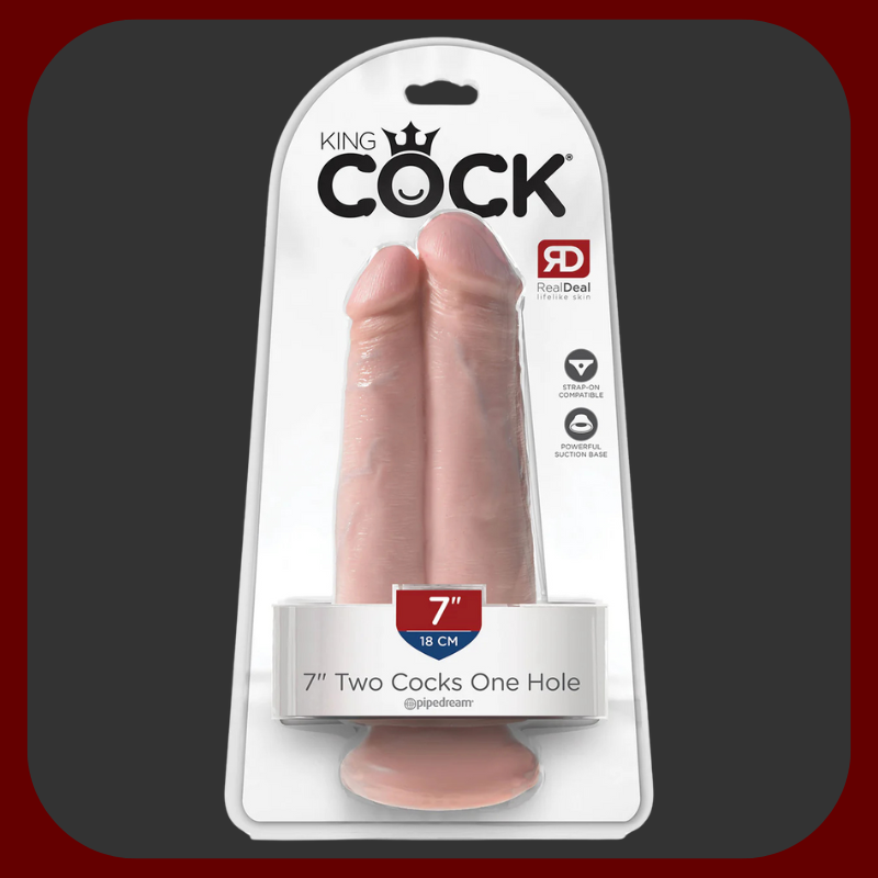 KING COCK ultra realistické dvojité dildo o velikosti 21 × 5,9 cm s přísavkou a kompatibilitou se Strap-On postrojem. Vyrobeno v USA pro intenzivní potěšení.