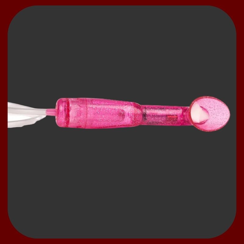 Fialová klitorální vakuová pumpa s vibracemi, ručním sáním a masážními štětinkami, 3 vibrační režimy pro intenzivní stimulaci klitorisu.