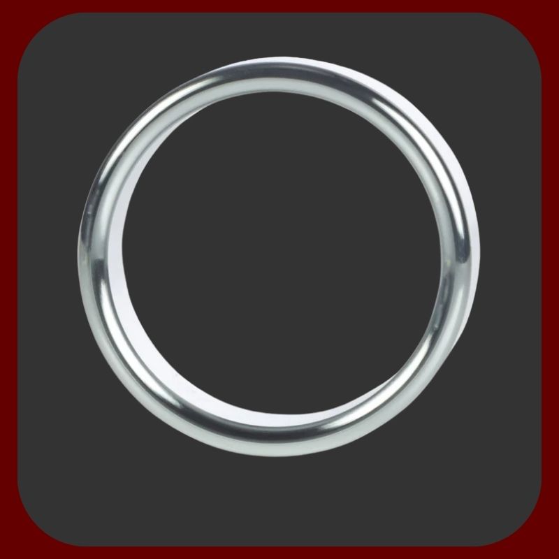 Hladký kovový erekční kroužek ve velikostech M, L a XL s elegantním designem pro pevnější erekci a stylový vzhled.