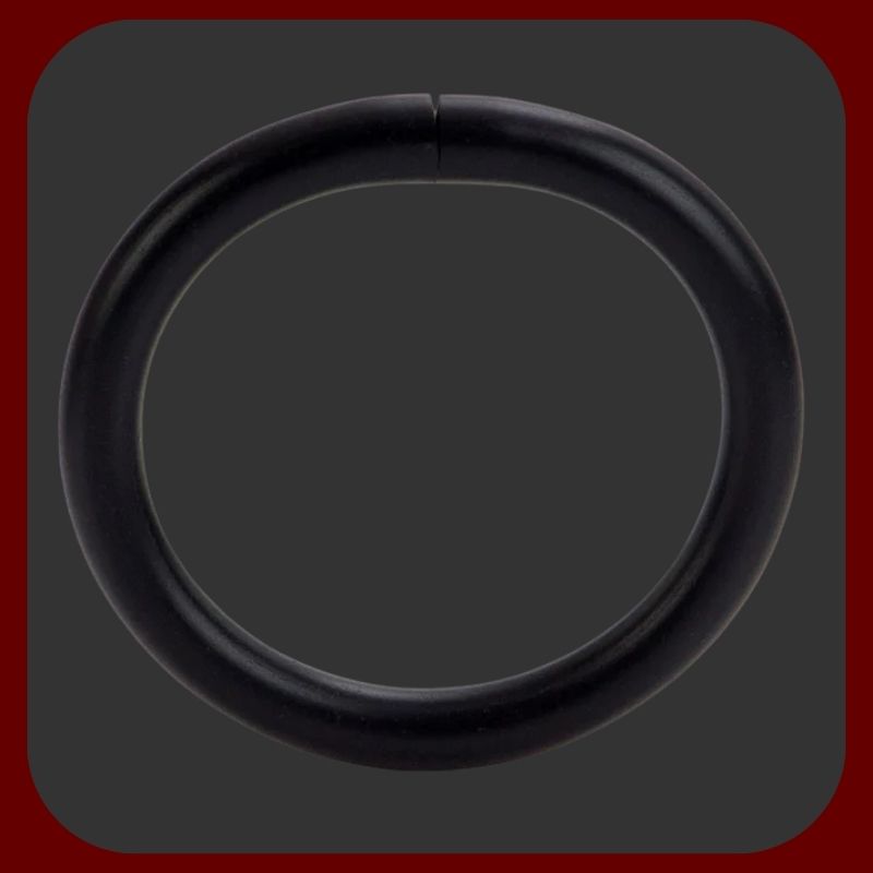 Černý silikonový nastavitelný napínací kroužek na penis s bezpečným zámkem pro pevnou a dlouhotrvající erekci