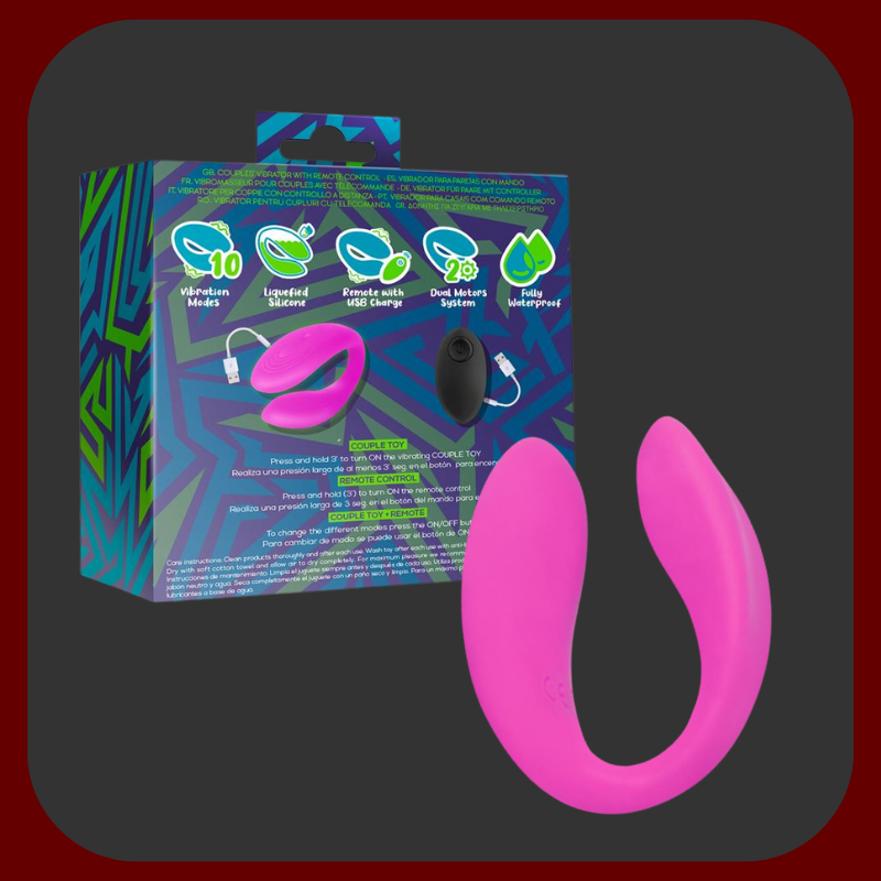 „Růžový kompaktní párový vibrátor Roomie z lékařského silikonu, ergonomicky tvarovaný pro současnou stimulaci klitorisu, bodu G a penisu. Flexibilní, voděodolný, s duálním motorem, 10 vibračními režimy a dálkovým ovládáním.“