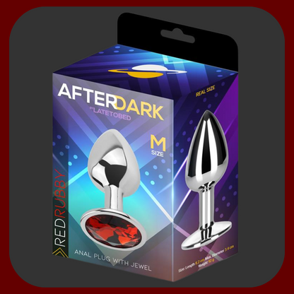 RED Ruby  – Anální kolík ze stříbrného hliníku s červeným drahokamem, elegantní design, hladký povrch a luxusní vzhled.