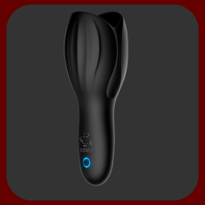 Tipper Tip – černý vibrační masturbátor pro muže, 10 intenzivních režimů vibrací, voděodolný a diskrétní design.