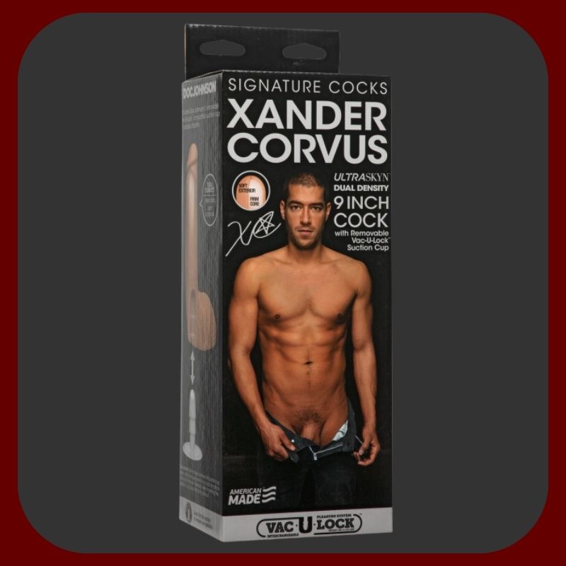 Ultra realistický tělový vibrátor Xander RealTouch s přísavkou a vibracemi, 23 cm dlouhý, vyrobený z pružného materiálu Fanta Flesh bez ftalátů.